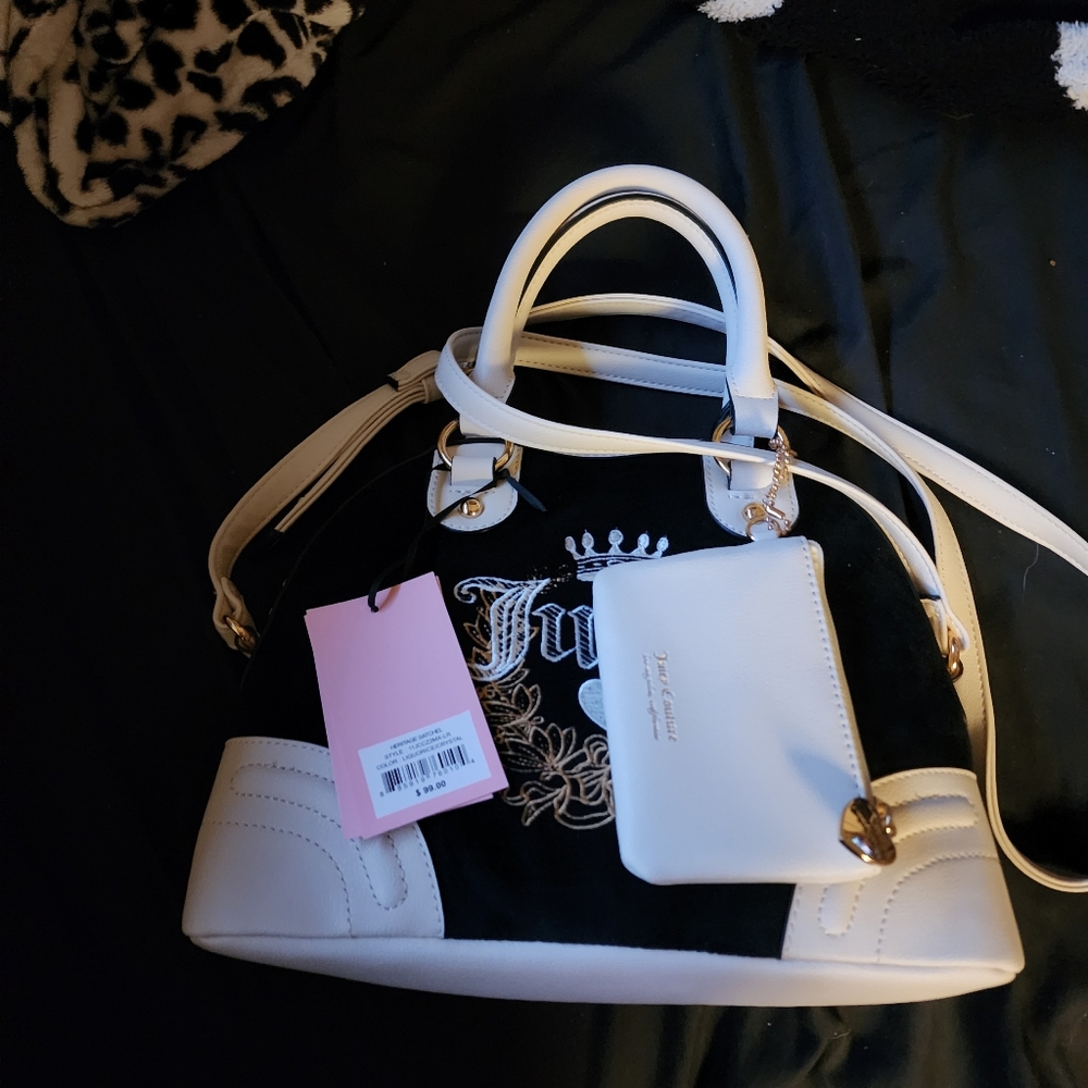 Juicy Couture Black and White Shoulder Bag Sleek Design